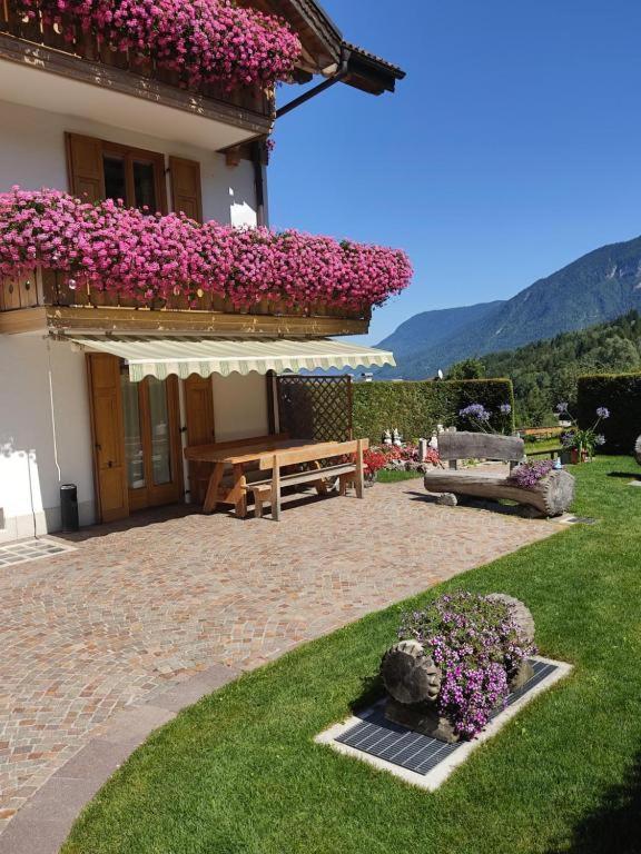 Appartamento Mansarda Patrizia E Franco Val Di Sole Commezzadura Exterior photo